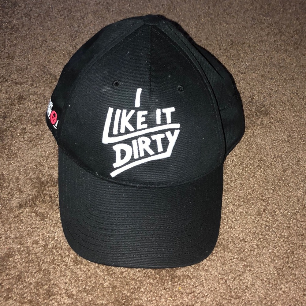 I Like It Dirty blk adjustable strap Reebok